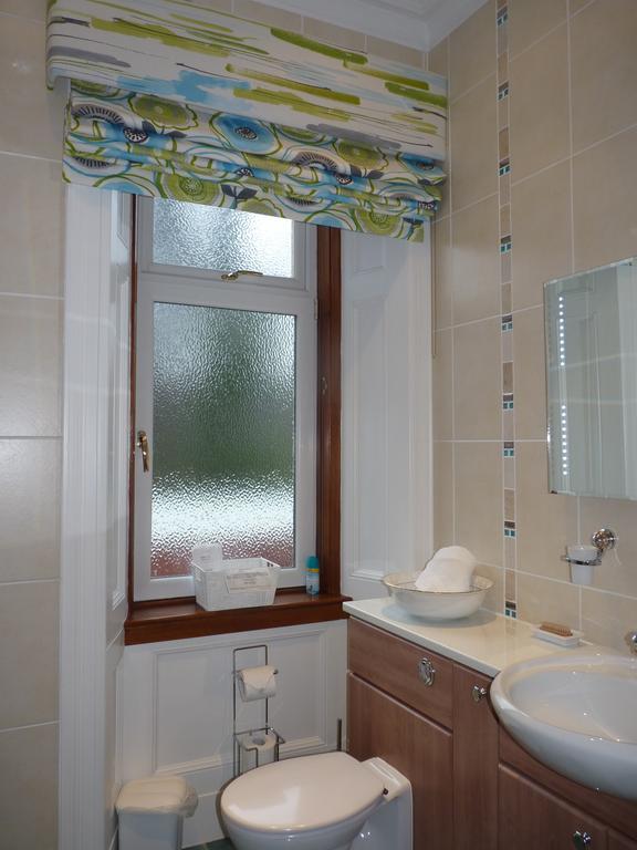 Muirholm Bed And Breakfast Paisley Buitenkant foto
